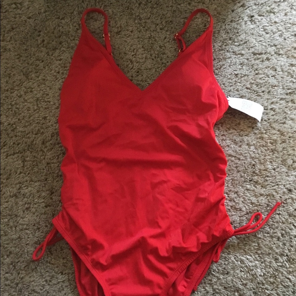 Swimsuit - Picture 3 of 3